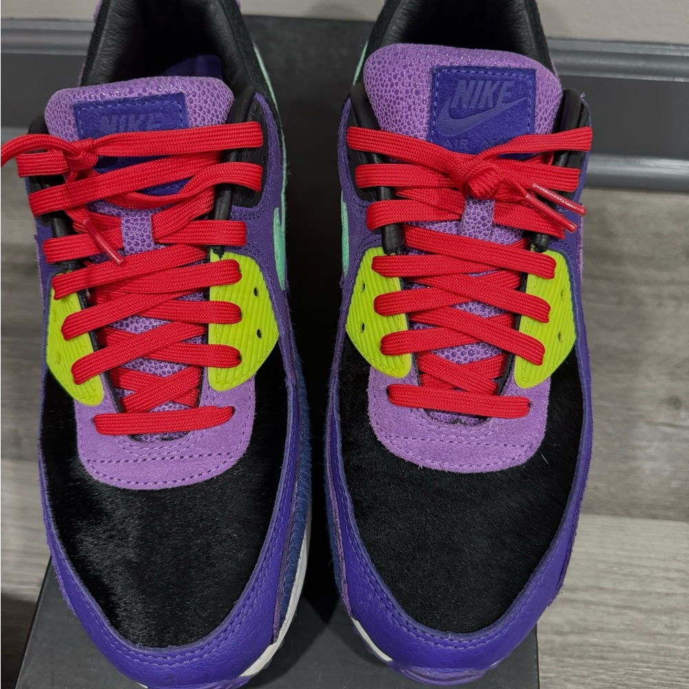 Nike Air Max 90  Men's Shoes Black/Varsity Purple/Volt/Violet Pop